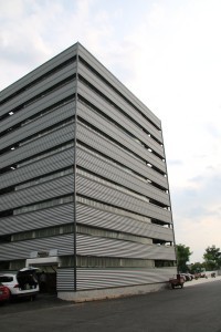 Flat-Moving 3D Parking System