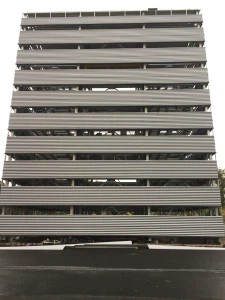 Flat-Deplase garaj pakin otomatik